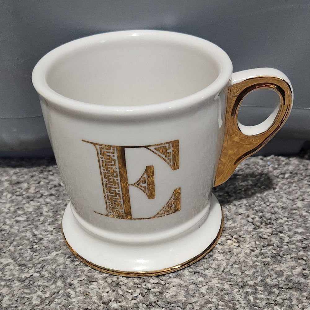Anthroplogy Monogram mug